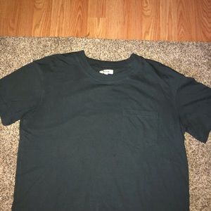 Cropped dark gray shirt